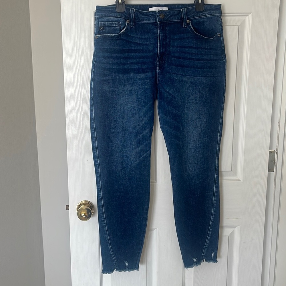 Kancan dark wash jean size 15/31
